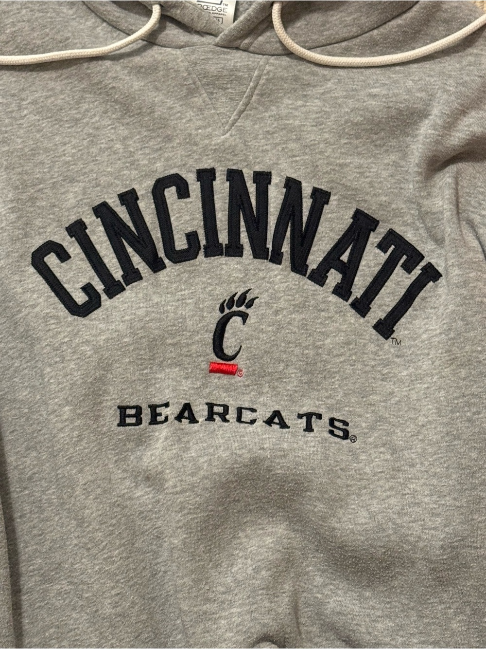Cincinnati Bearcats Gray Hooded Sweatshirt